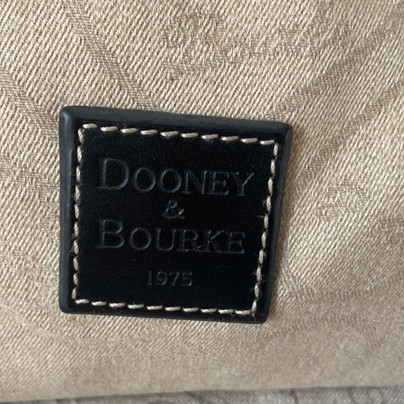 Dooney & Burke 1975 Tan Canvas Slouch type purse - Picture 2 of 5